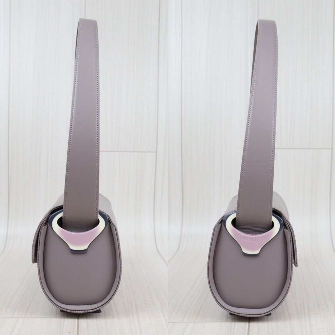 Rank A ｜   LV Epi PM Saint Tropez Shoulder Bag ｜V24030752