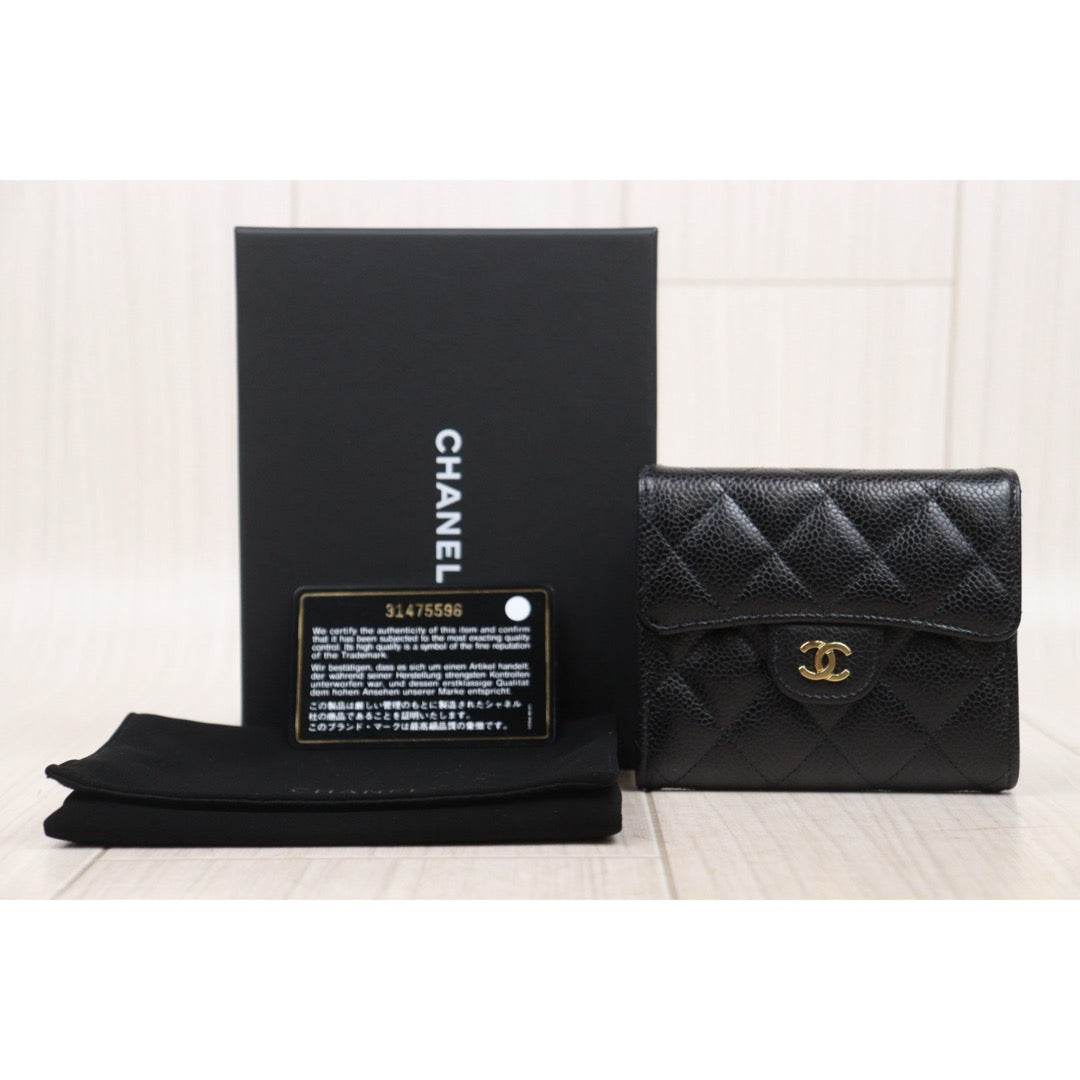 Very Good ( Rank A)｜Chanel Caviar Skin Black Wallet Made In 2021-2022Year ｜25090110