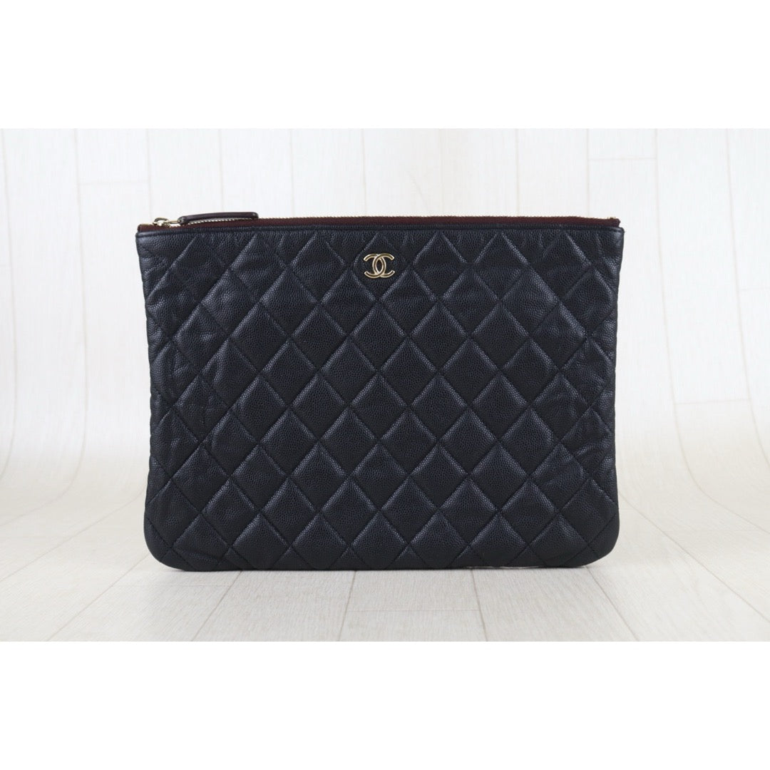 Include Entrupy Certificate of Authenticity｜Good ( Rank AB)｜ CHANEL Caviar Skin  Klassische Pochette Mit Reissverschluss  Black IC Chips Model｜S26052510