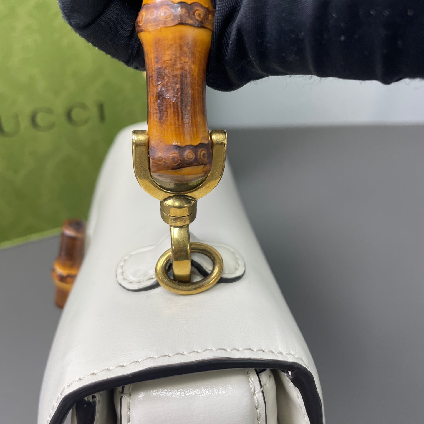 First installment 1/3｜ Very Good ( Rank A) ｜  GUCCI Bamboo Leather White Hand Bag