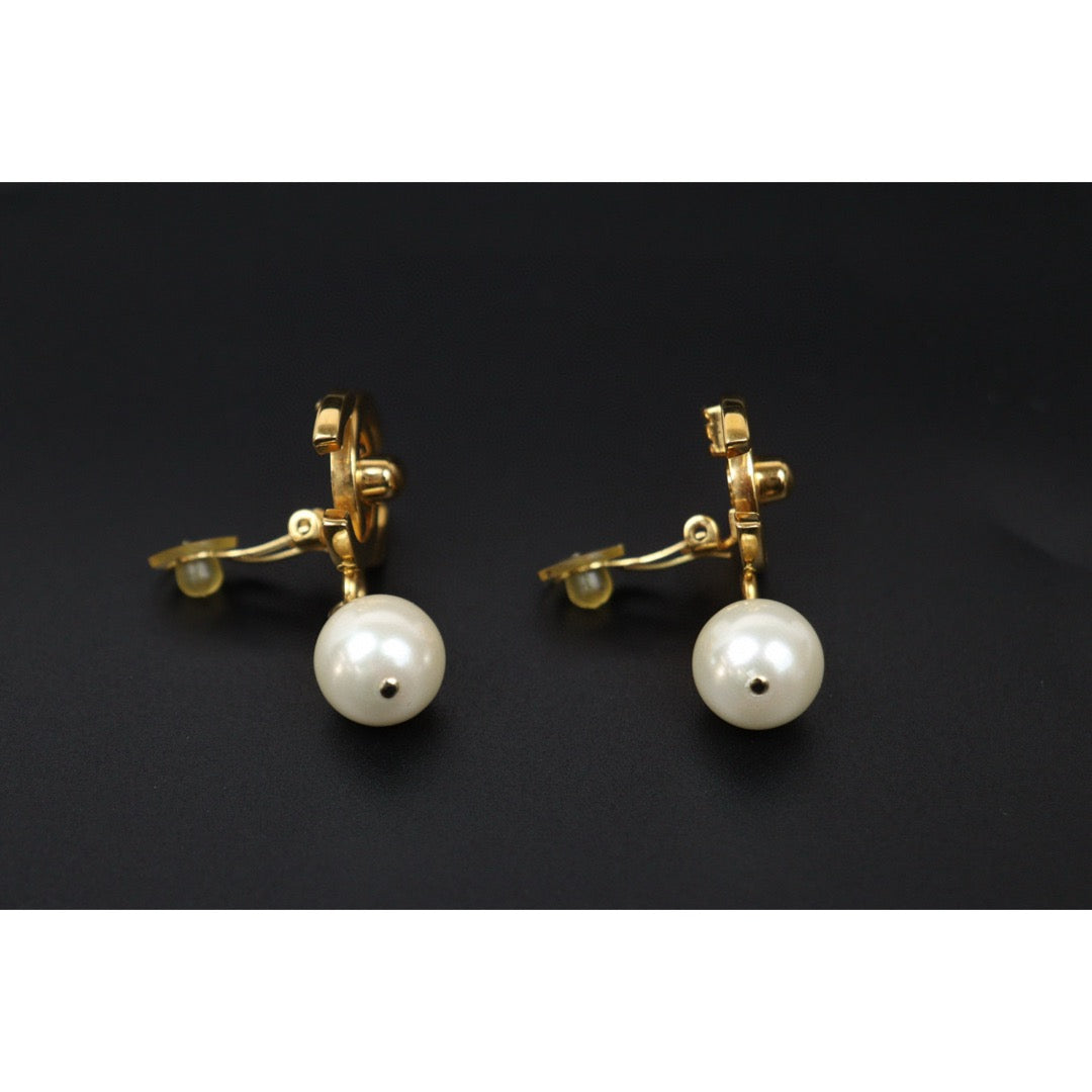 Very Good ( Rank A)｜CHANEL Vintage 18K Gold Plating Pearl Earrings  Made In 1997Year ｜24122628