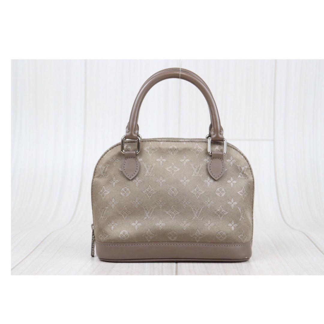 Very Good ( Rank A)｜  LV Monogram Satin Mini Alma Handbag ｜Y24010804