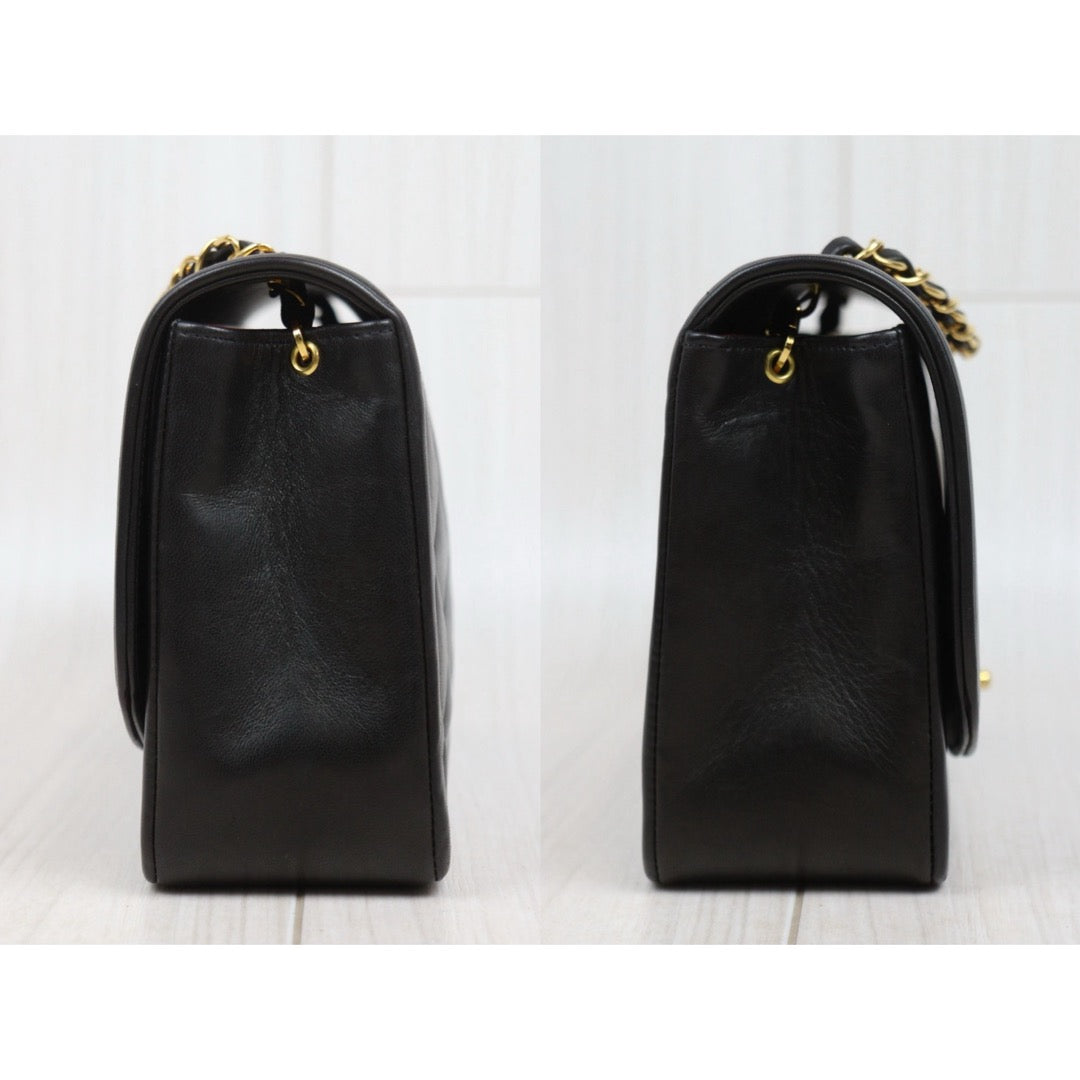 Good ( Rank AB)｜ CHANEL  Lamb Skin Matrasse Chain  Diana 25 Shoulder Bag Made in 1994-1996 Year｜26012605