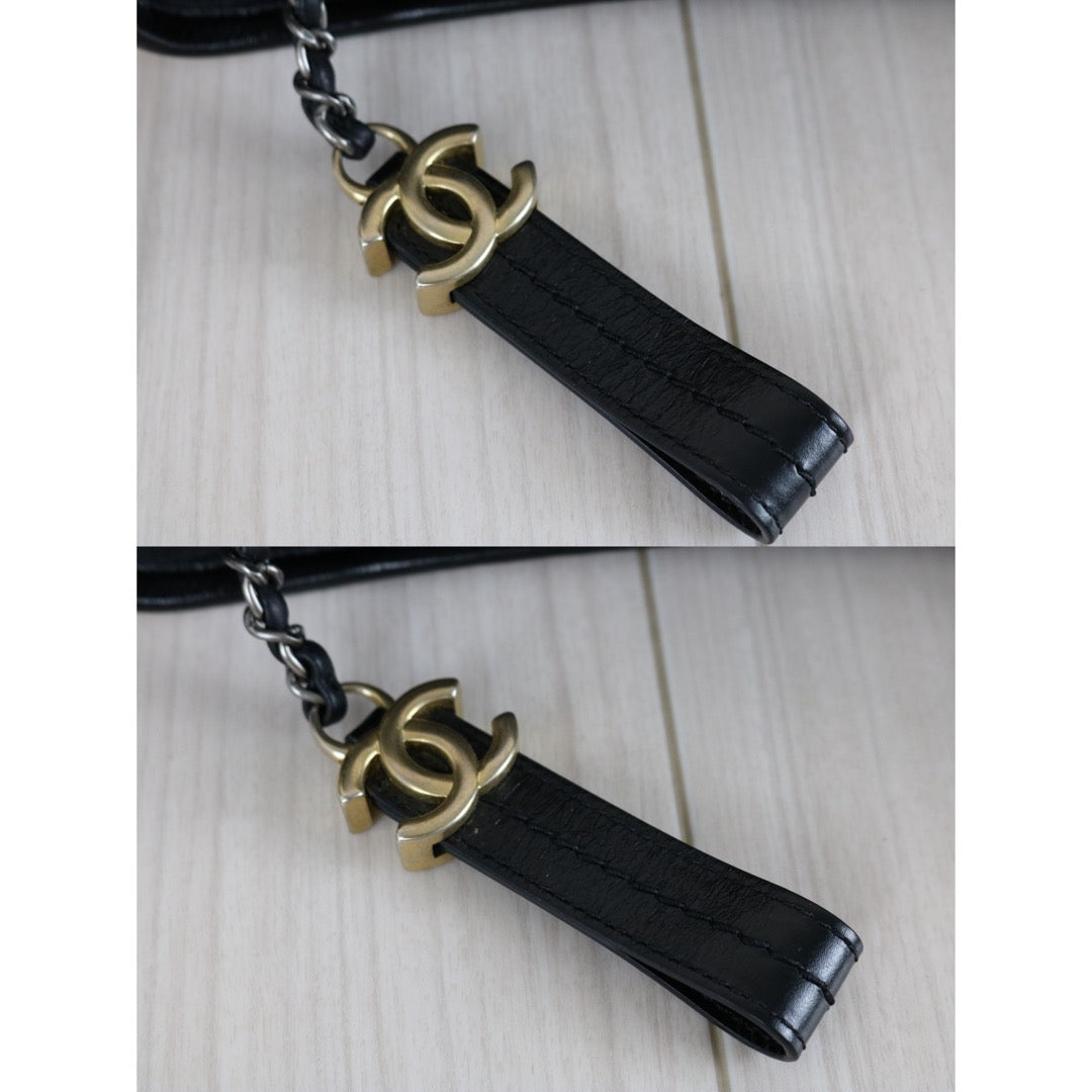 Good ( Rank AB)｜ CHANEL PM Gabrielle Calf Leather Shoulder Bag Black Made In 2018Year｜S26030812