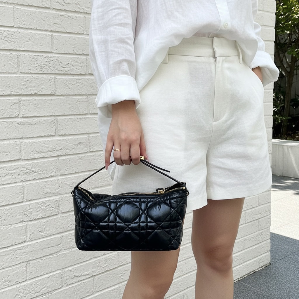 Include Entrupy Certificate of Authenticity｜Very Good ( Rank A) ｜  Dior Lady Dior Lamb Skin Monad Bag In Cannage Pattern Handbag  Black ｜S26070302