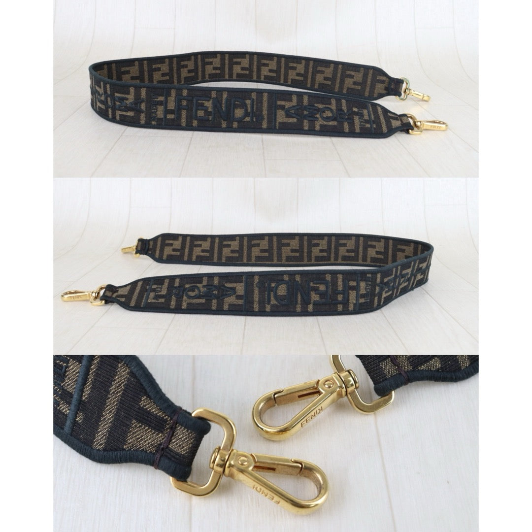 Include Entrupy Certificate of Authenticity｜Very Good ( Rank A)｜ FENDI Mamma Baguette Shoulder Bag  Gold Hardware Current Model｜S26060504