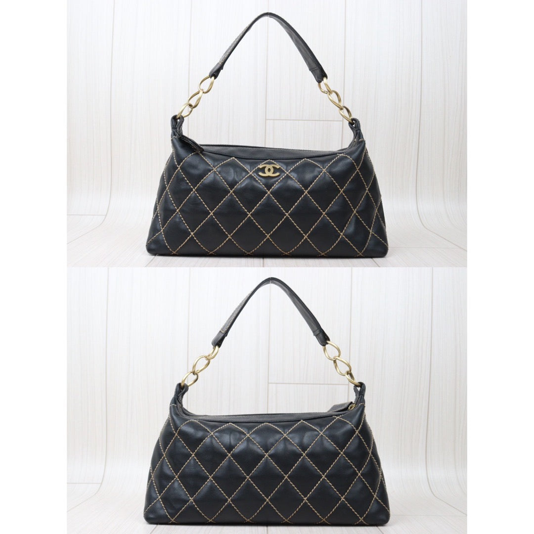 Rank A｜ CHANEL Calf Leather Shoulder Bag  Made In 2003～2004Year｜24050611