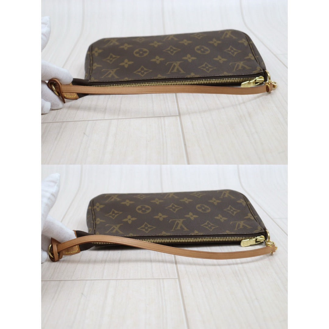 Very Good ( Rank A)｜LV Monogram Pochette Accessoires ｜26021902
