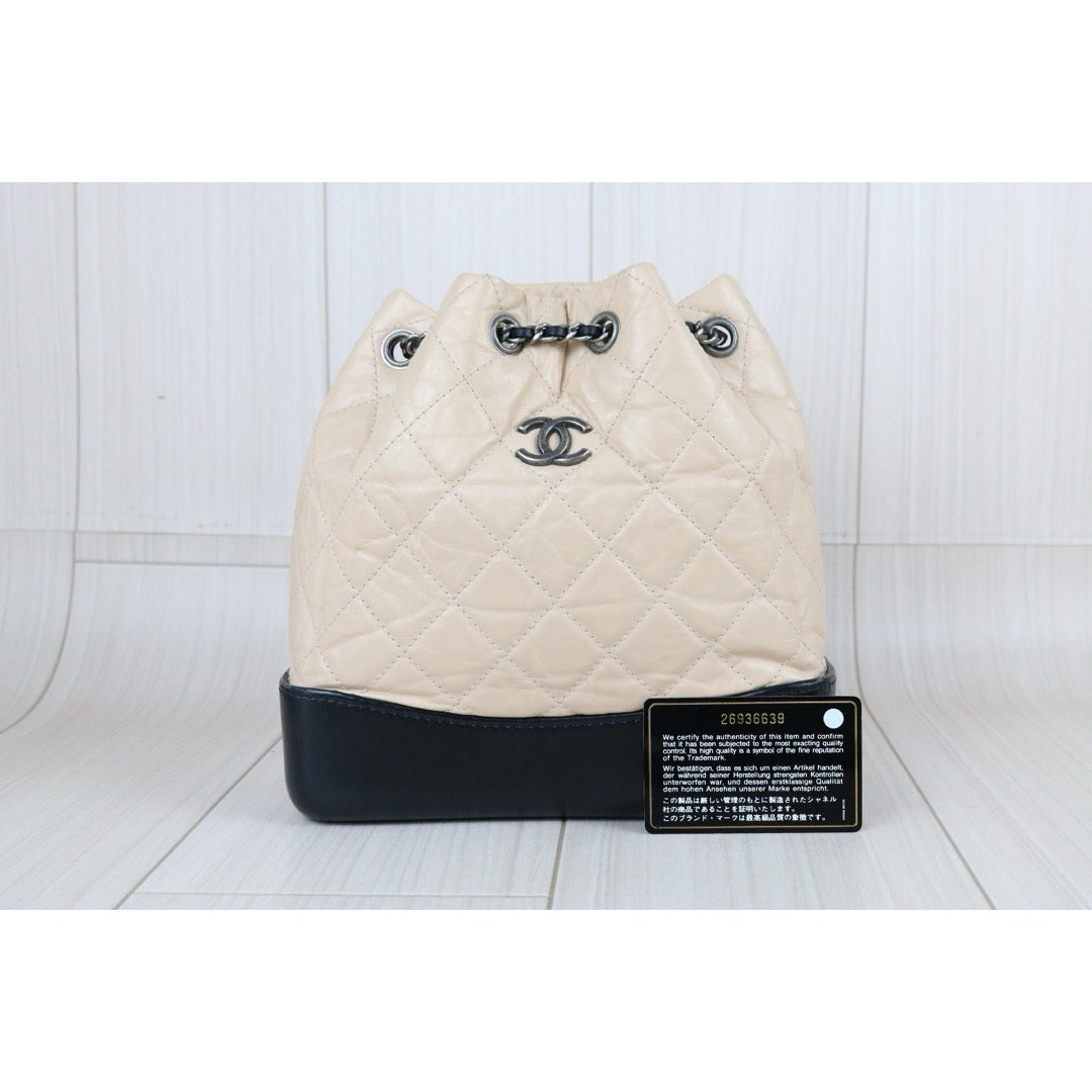 Include Entrupy Certificate of Authenticity｜Good ( Rank AB)｜CHANE Calf Leather Gabrielle Aged Backpack Beige  Made in 2018 Year｜S26080106