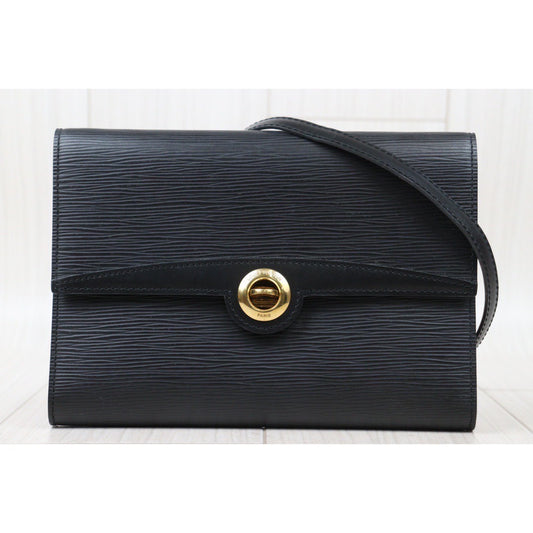 Rank AB｜ LV Epi Shoulder Bag Black｜24071527