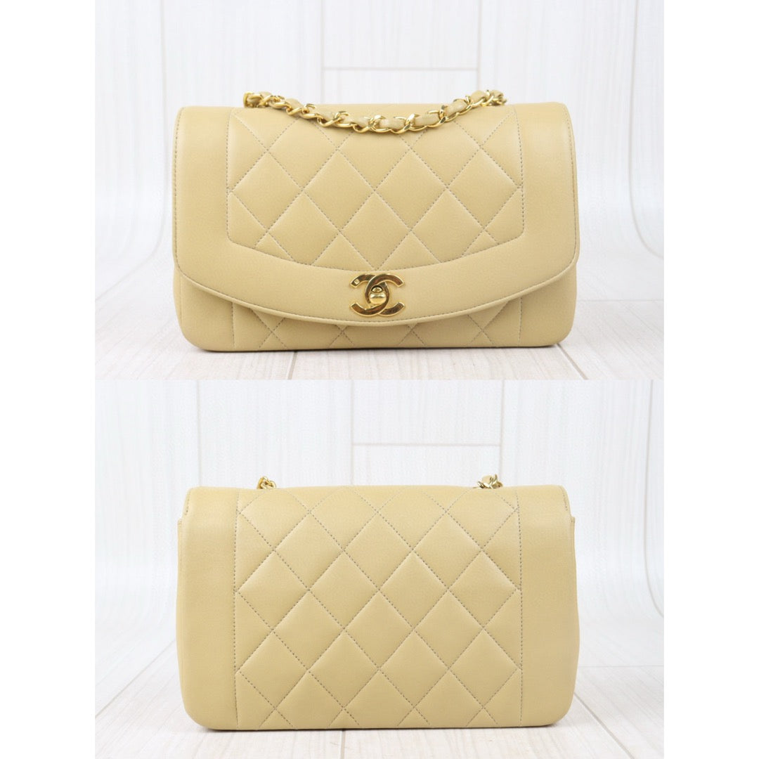 Good ( Rank AB)
｜ CHANEL Matrasse Diana 22 Lamb Skin  Chain Bag Made in 1991-1994Year｜W24082802