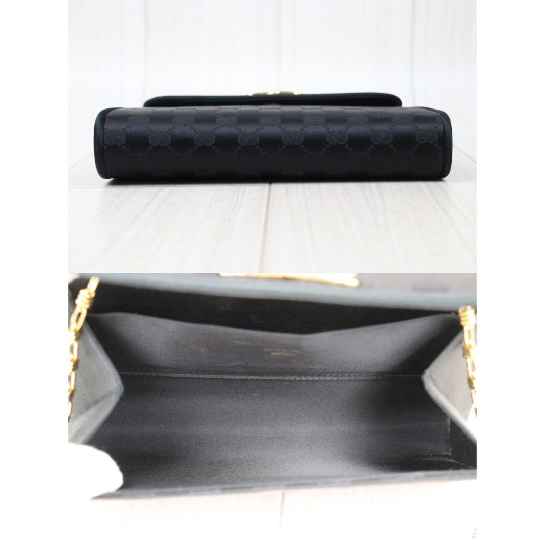 Rank AB ｜ GUCCI Vintage GG Velvet Clutch Bag Black  ｜24060306