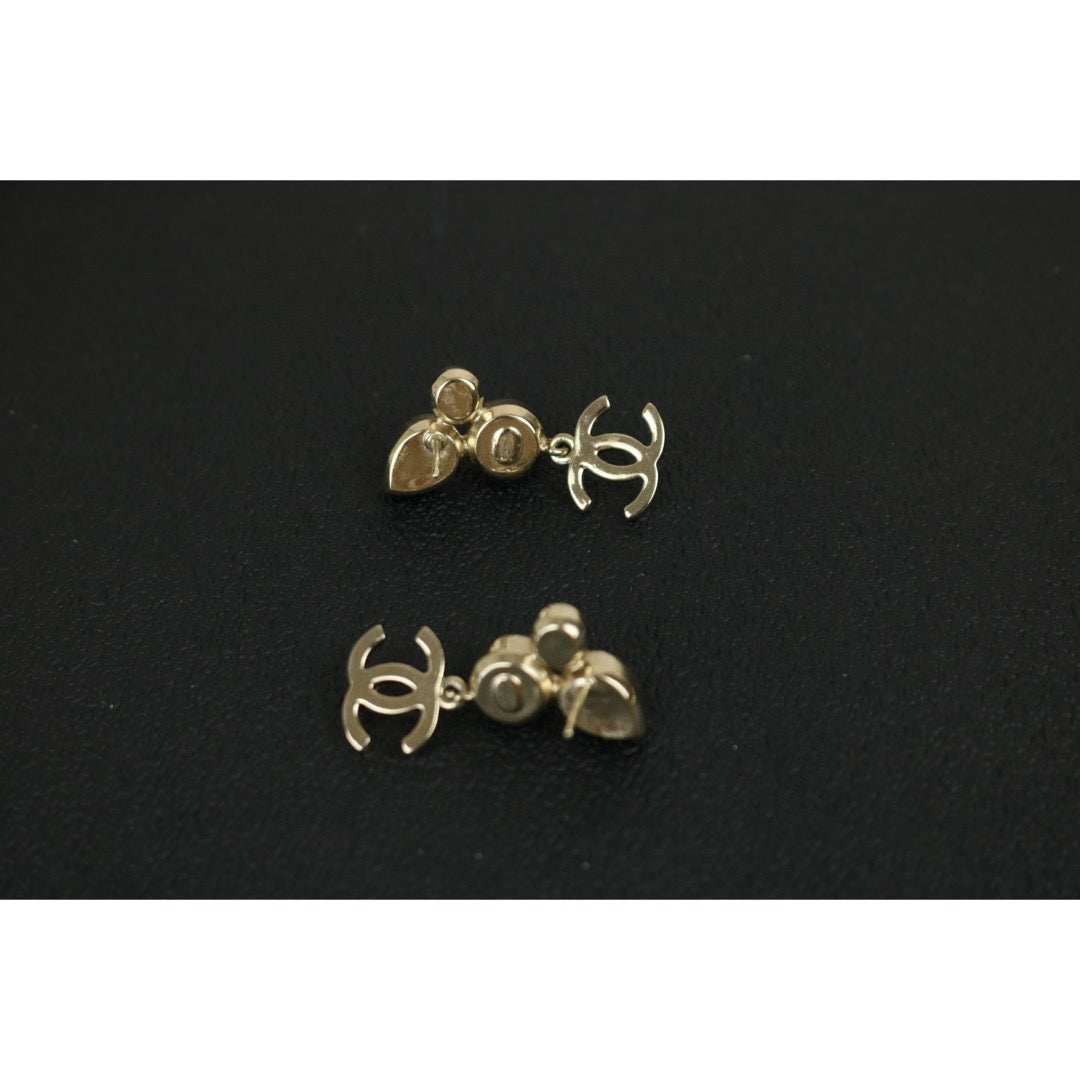 Very Good ( Rank A) ｜CHANEL Pearl COCO Mark Pearl Rhinestone Earrings ｜F25012304