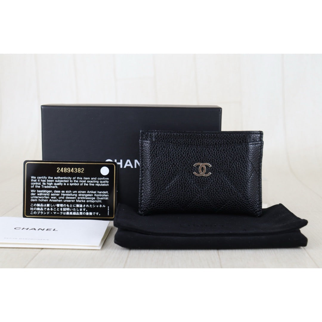 Include Entrupy Certificate of Authenticity｜Very Good ( Rank A)｜CHANEL Caviar Skin Calf Leather Card Holder  Black Made In 2017-2018Year｜S26030817
