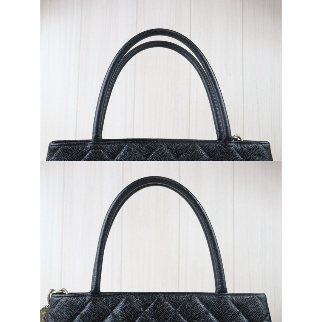 Good ( Rank AB)｜ CHANEL Caviar Skin Leather Calf Leather Tote Bag Black Made In 2000～2002Year｜24082201