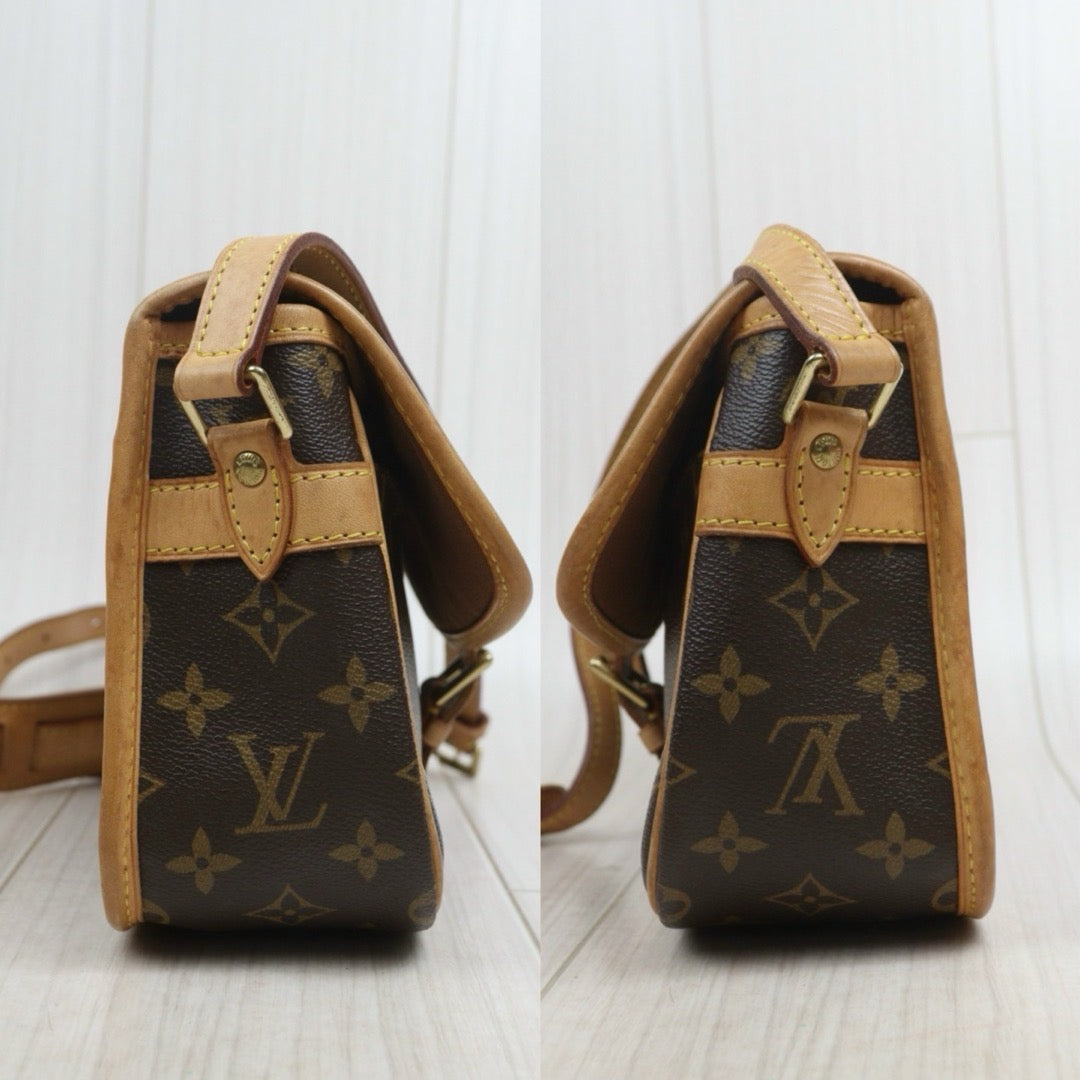 Include Entrupy Certificate of Authenticity｜Good ( Rank AB)｜Louis Vuitton Monogram Baguette Postman ShoulderBag ｜26081802