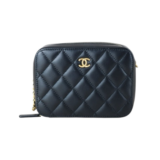 Very Good ( Rank A)｜ CHANEL Matrasse Chain Camera Bag  Shoulder Bag Black  ｜R24111207