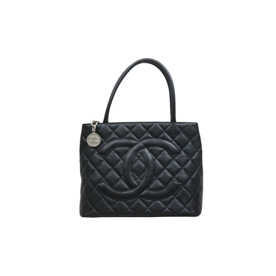 Include Entrupy Certificate of Authenticity｜Good ( Rank AB)｜ CHANEL Caviar Skin Calf Leather Tote Bag Black Made In 2000～2002Year｜26022611