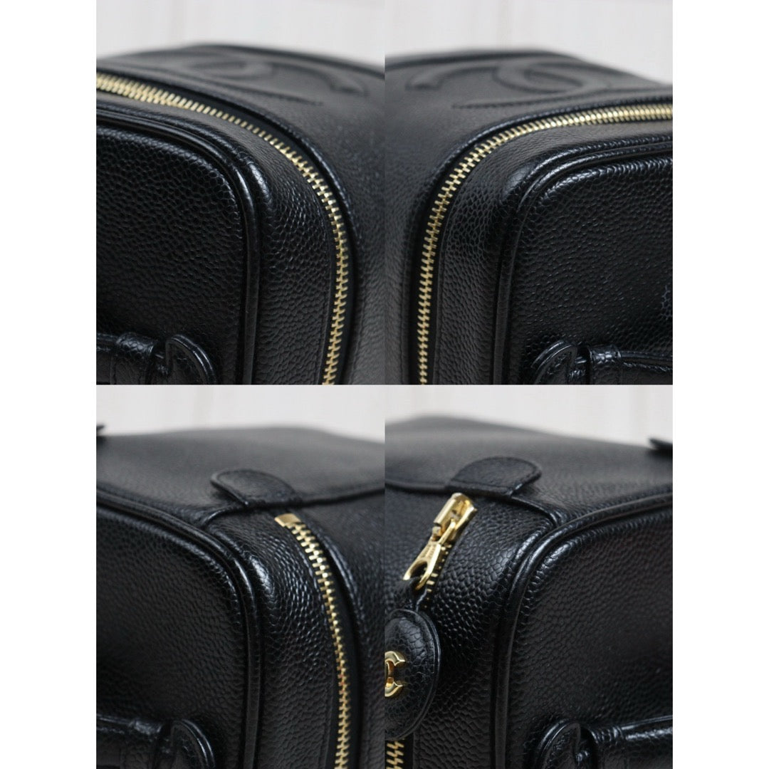 Include Entrupy Certificate of Authenticity｜Very Good（Rank A）｜CHANEL Caviar Skin Vertical Vanity Case Hand Bag  Made In 2002-2003 Year ｜26092405