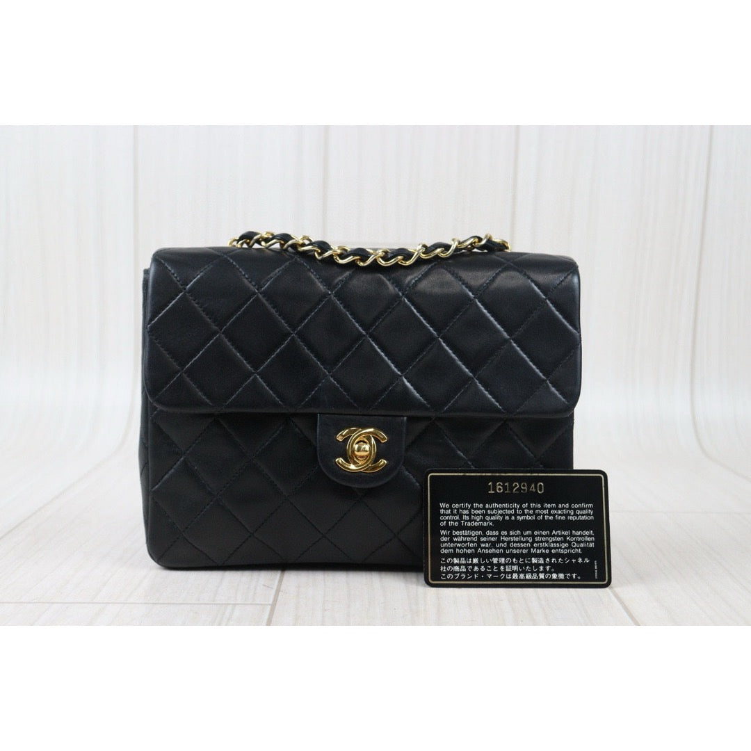 Good ( Rank AB)｜ CHANEL Black Lanbskin Square 20 Shoulder Bag Made In 1989～1991Year ｜W24080701