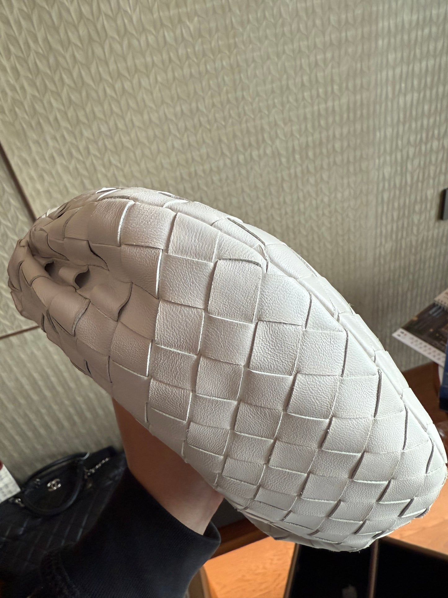 Very Good ( Rank A)｜ Bottega Veneta Lamb Skin Mini Jodie Hand Bag