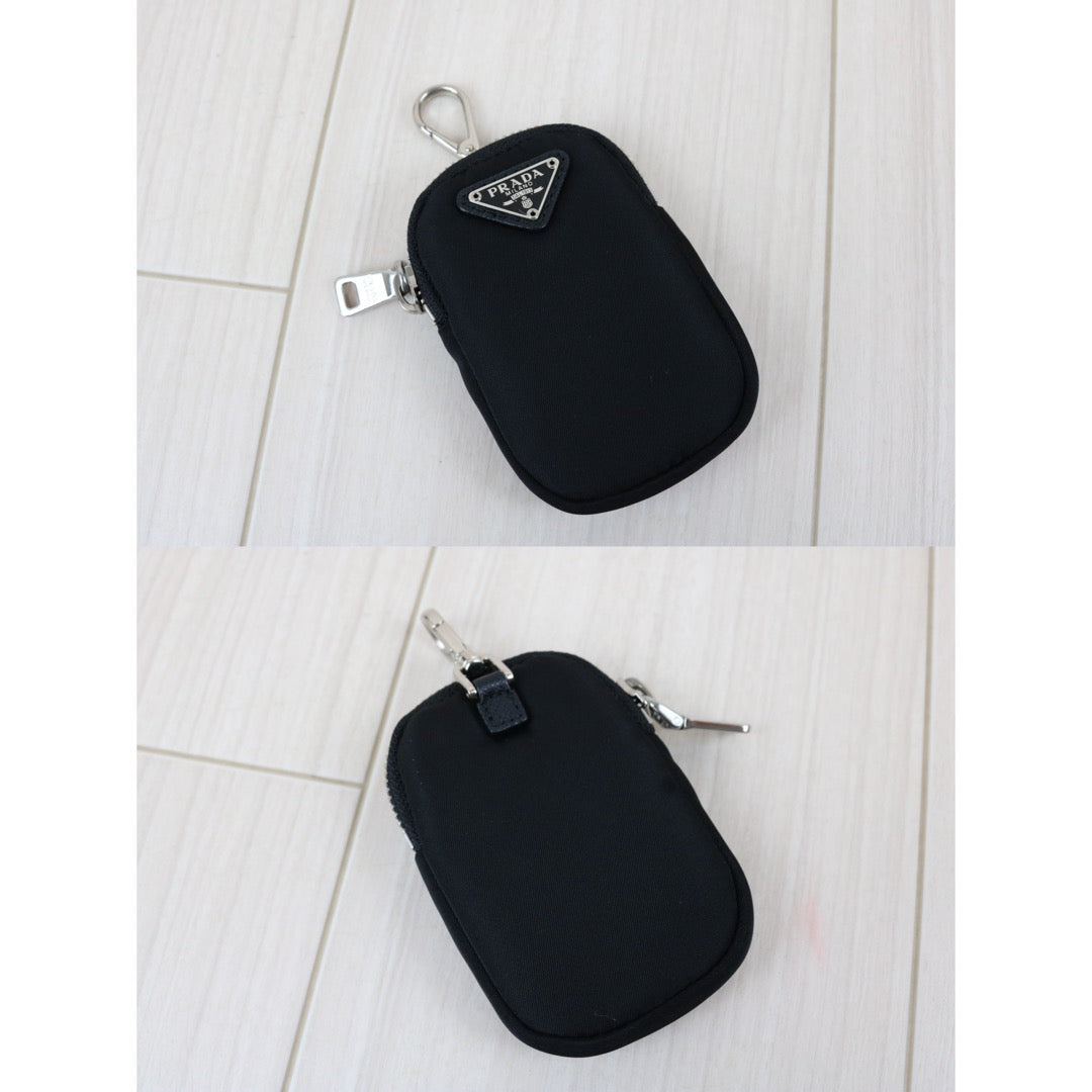 Include Entrupy Certificate of Authenticity｜Very Good ( Rank A)｜ PRADA Re-Edition 2005 Re-Nylon Hobo ｜Z26091605