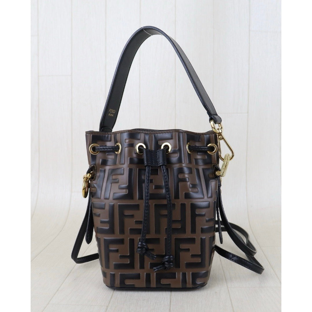 Include Entrupy Certificate of Authenticity｜Very Good ( Rank A)｜ FENDI Zucca Calf Leather Mini Mon Tresor Bucket bag Shoulder Bag Brown ｜S26042203