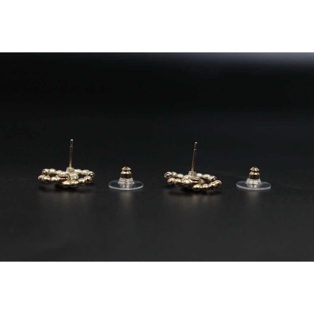 Include Authentic Detective Certificate of Authenticity｜Excellent（Rank SA）｜ CHANEL A20V Coco Mark Rhinestone Pearl Earrings Made In 2020Year｜S26031020