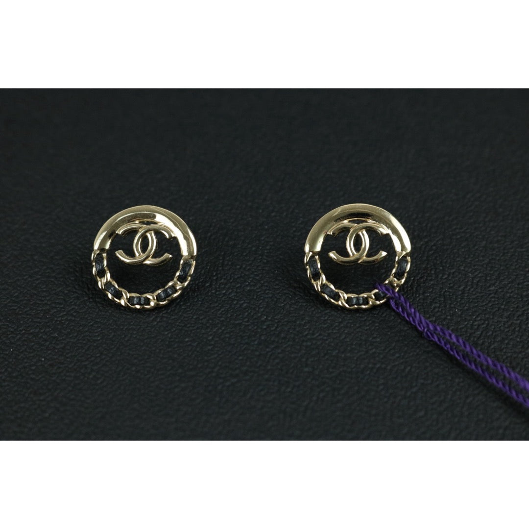Include Authentic Detective Certificate of Authenticity｜Very Good ( Rank A) ｜CHANEL B22P COCO Mark Leather Pierced Earrings Made In 2022Year｜S26062101