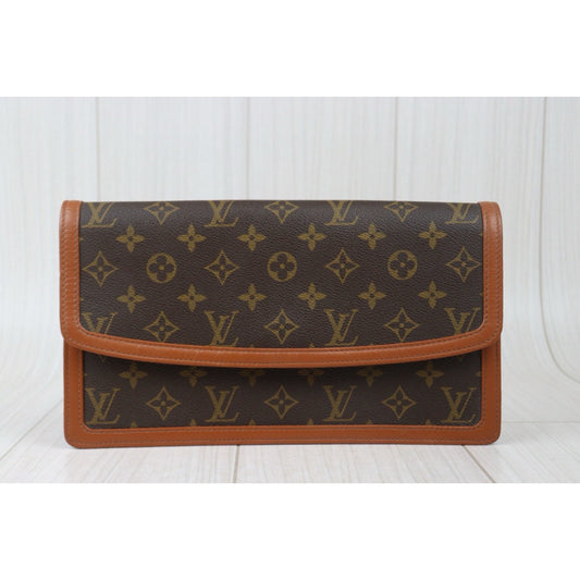 Rank AB｜ LV Monogram Vintage Clutch ｜24071812