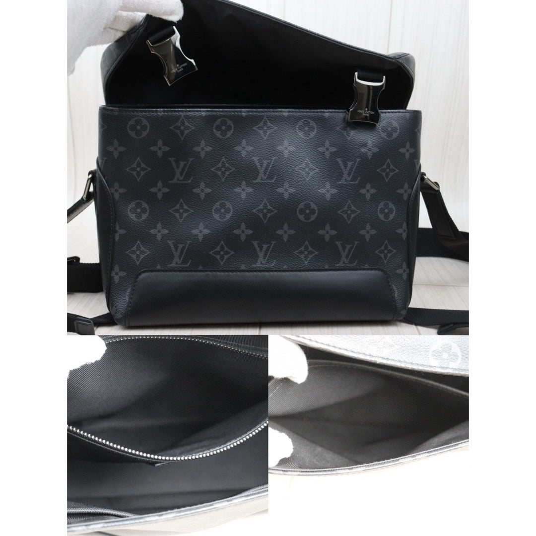 Very Good ( Rank A)｜ LV  Monogram Voyager Shoulder Bag Black｜P25012210