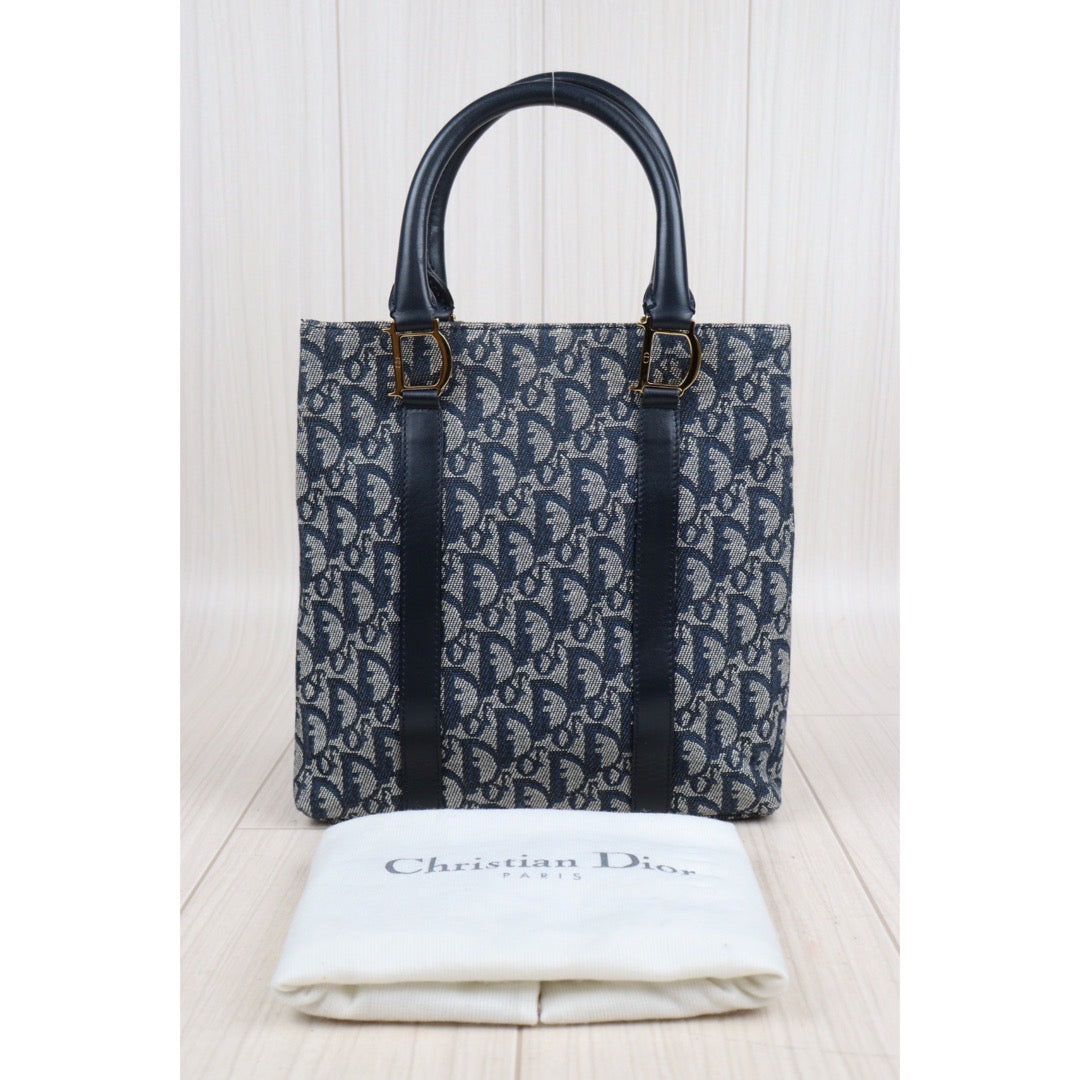 Wholesale｜Rank AB｜V23113025