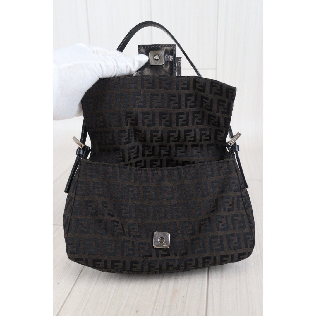 Rank A｜ FENDI Mamma Shoulder Bag ｜23091531