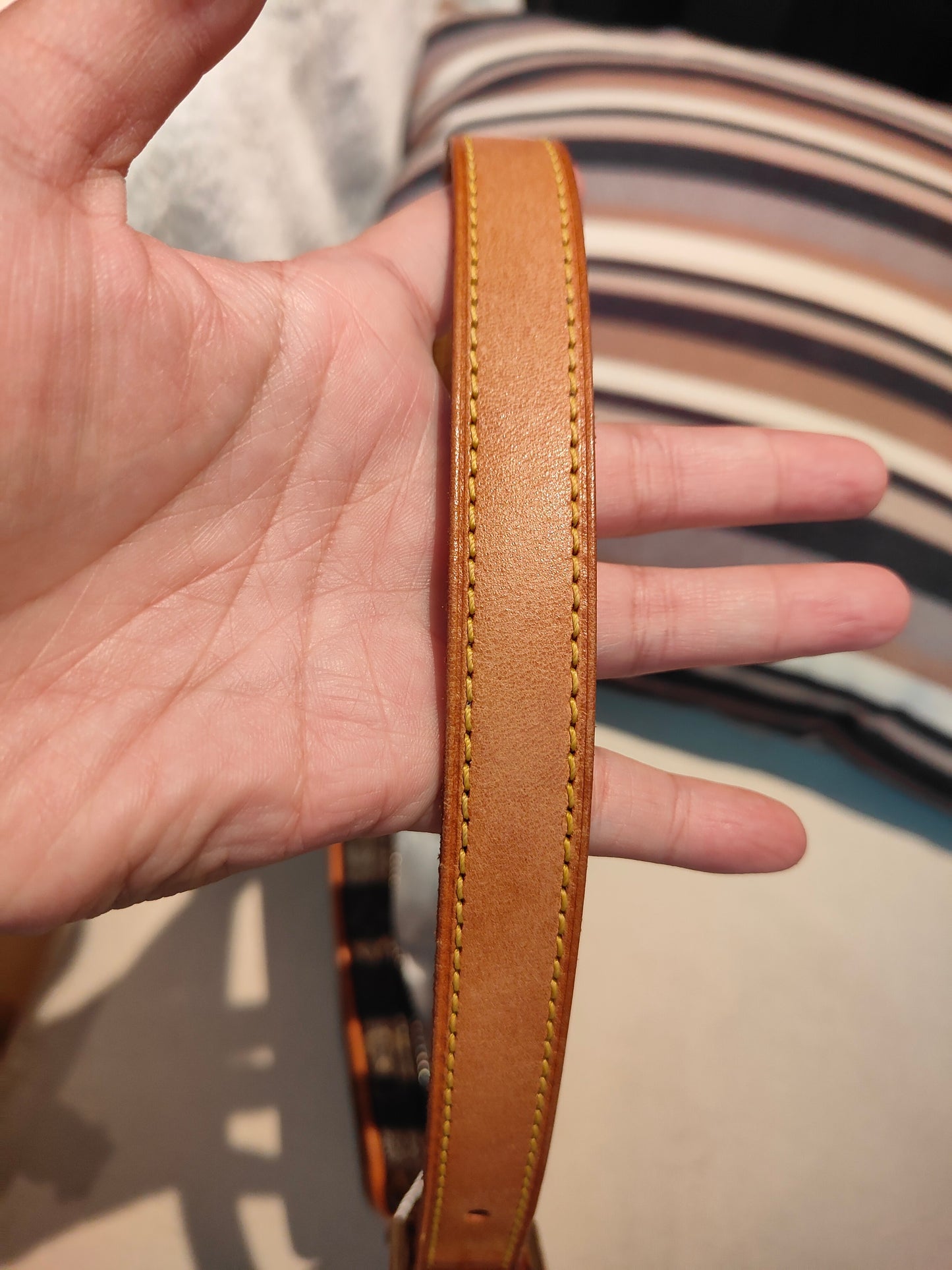 Good ( Rank AB)｜LV Monogram Pochette Croissant Shoulder Bag