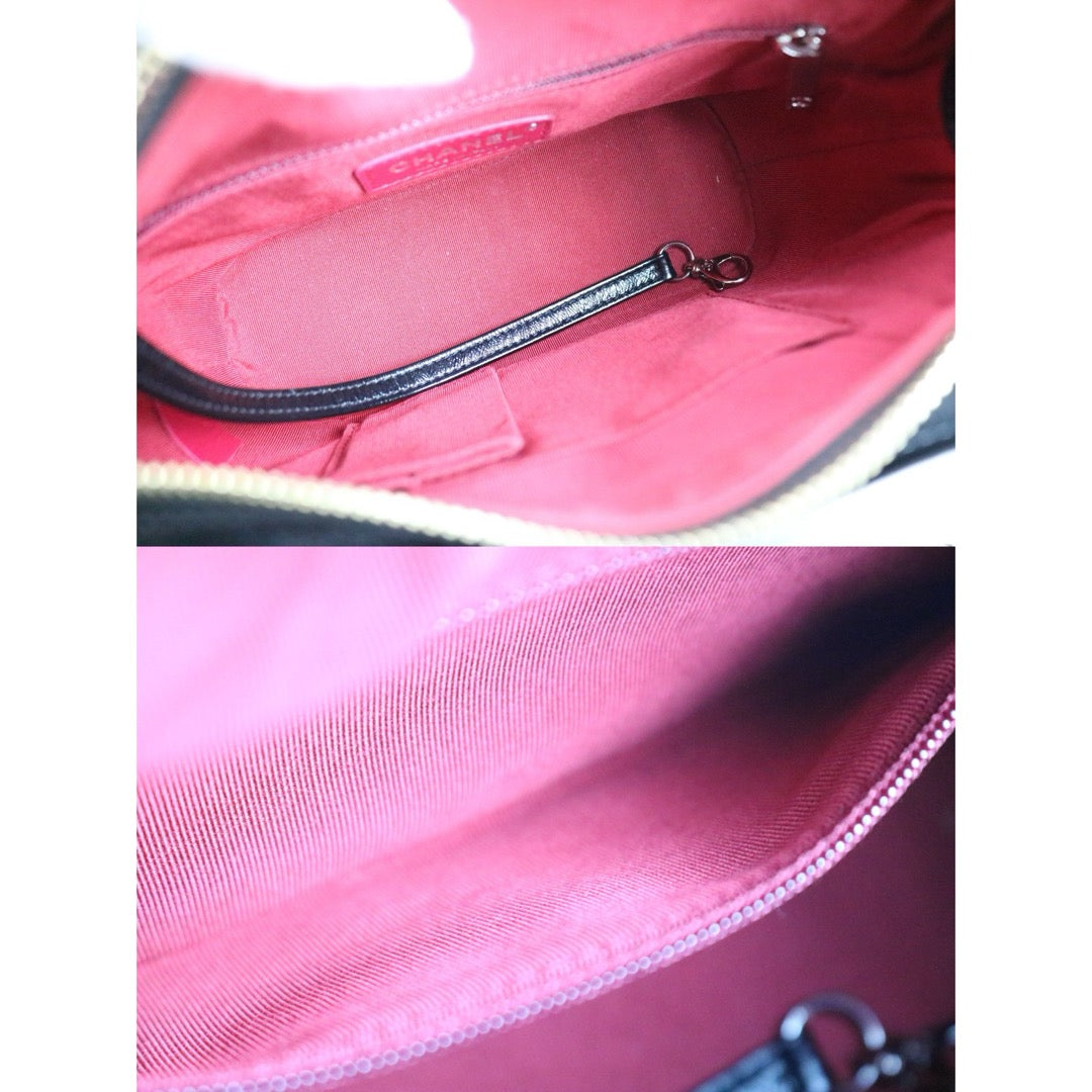 Very Good ( Rank A) ｜CHANEL PM Gabrielle Calf Leather Handbag Shoulder Bag Black Made In 2021Year｜S25110327