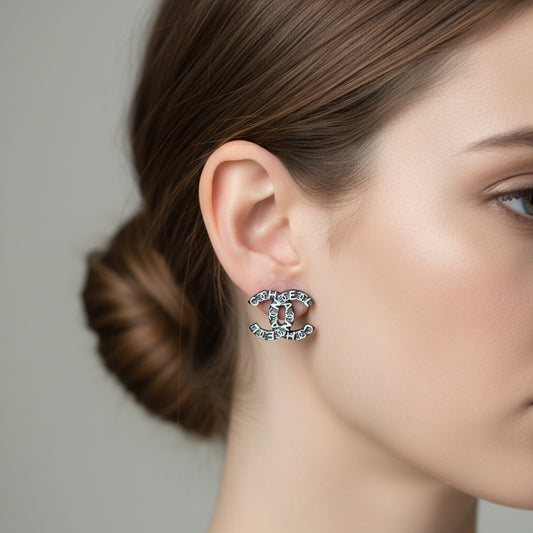 Include Authentic Detective Certificate of Authenticity｜Very Good ( Rank A) ｜CHANEL COCO Mark  A21P Black White Earrings Made In 2021Year｜S26031004