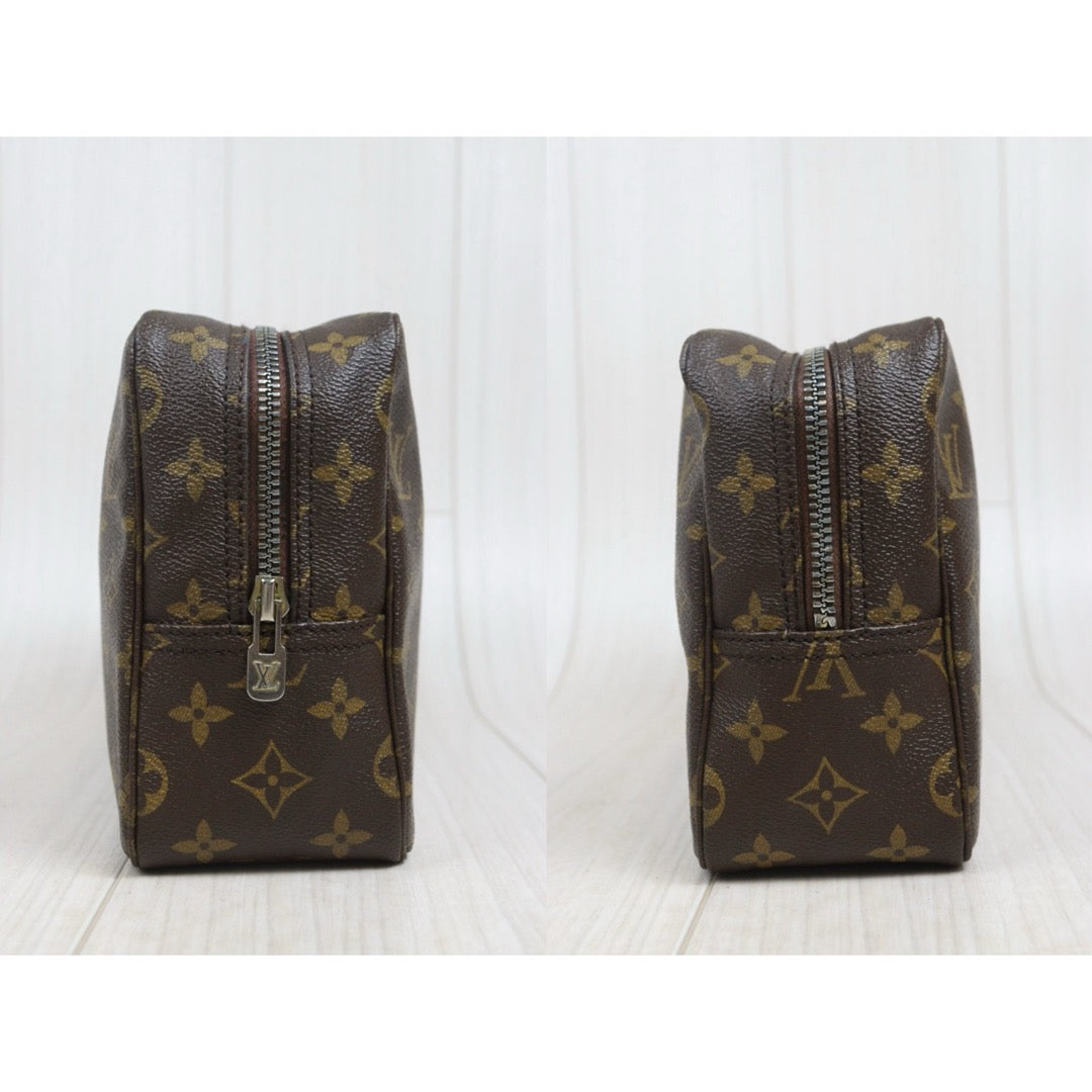 Include Entrupy Certificate of Authenticity｜Good ( Rank AB)｜ Louis Vuitton Truth Toilet 28 Monogram Makeup Pouch｜26071602