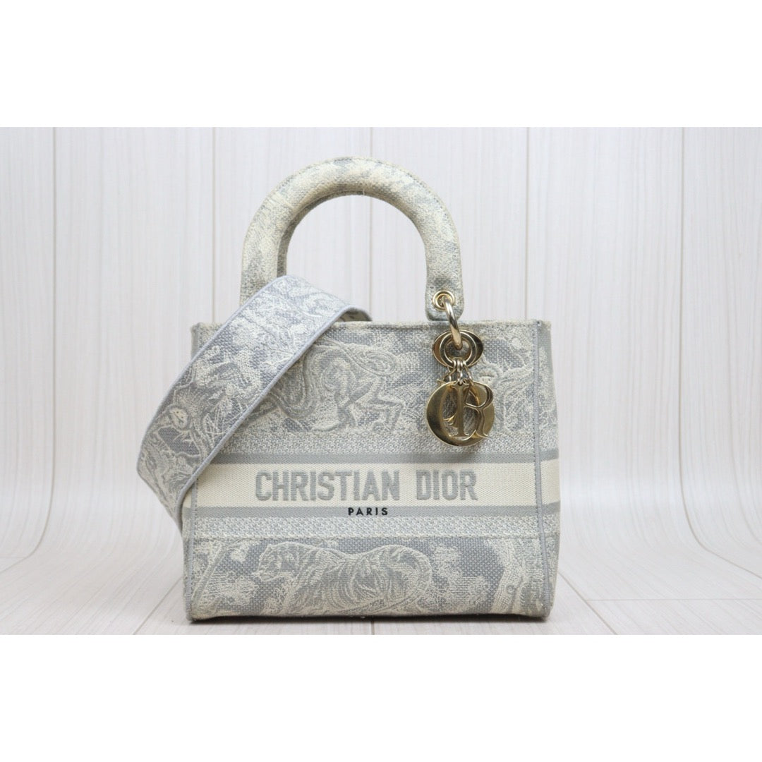 Include Entrupy Certificate of Authenticity｜Good ( Rank AB)｜  Dior Lady D-Lite 2WAY Handbag Shoulder Bag Medium｜W26052202