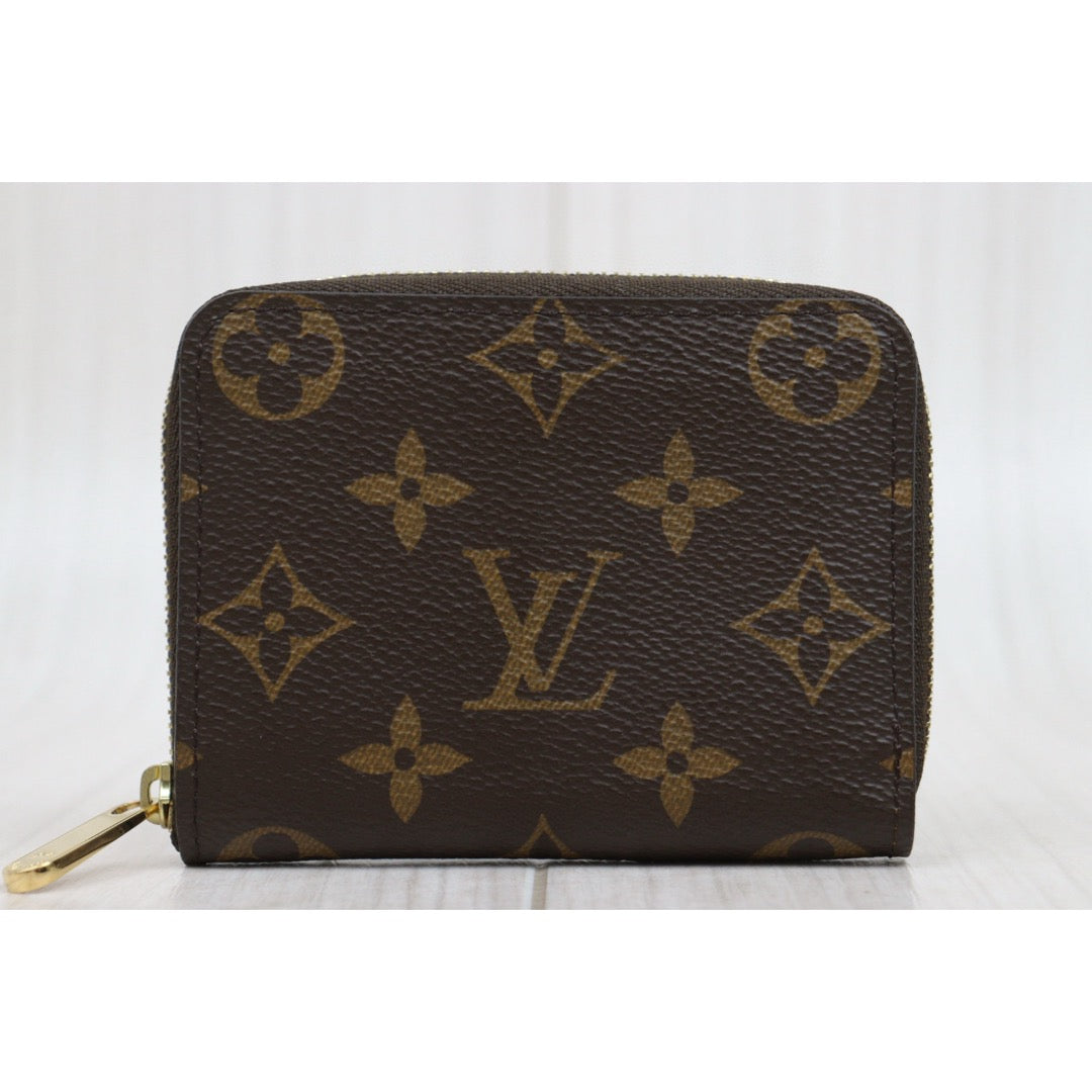 Very Good ( Rank A) ｜ LV Monogram  Wallet ｜25042106
