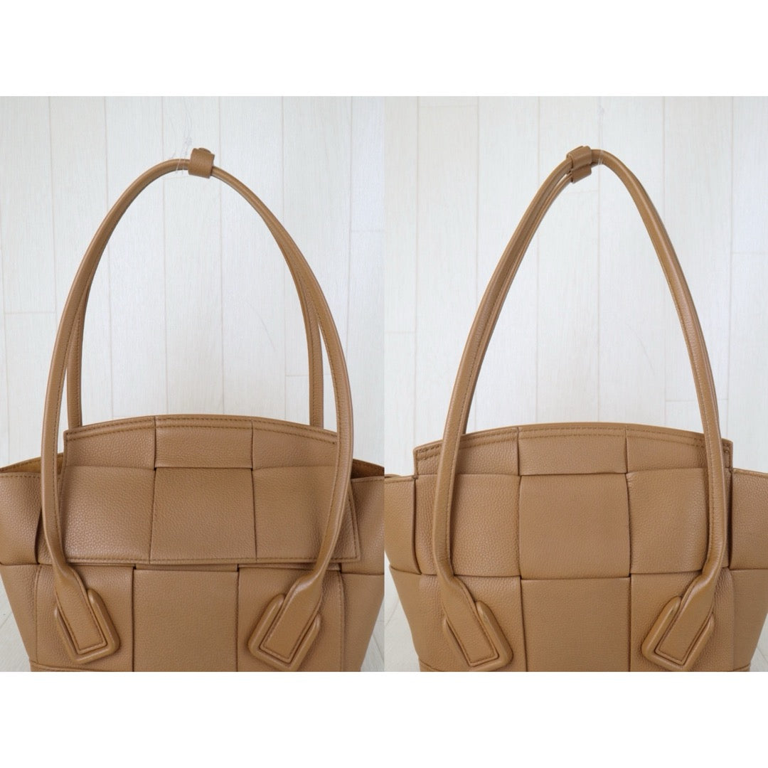 Include Entrupy Certificate of Authenticity｜Good ( Rank AB)｜ Bottega Veneta Arco 33 Calfskin Camel Shoulder Bag｜S26083012