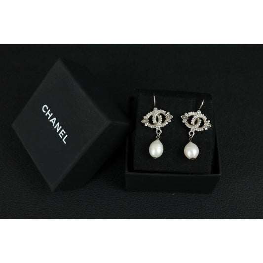 Excellent（Rank SA）｜ CHANEL Coco Mark Rhinestone Pearl Earrings Silver｜X25040603