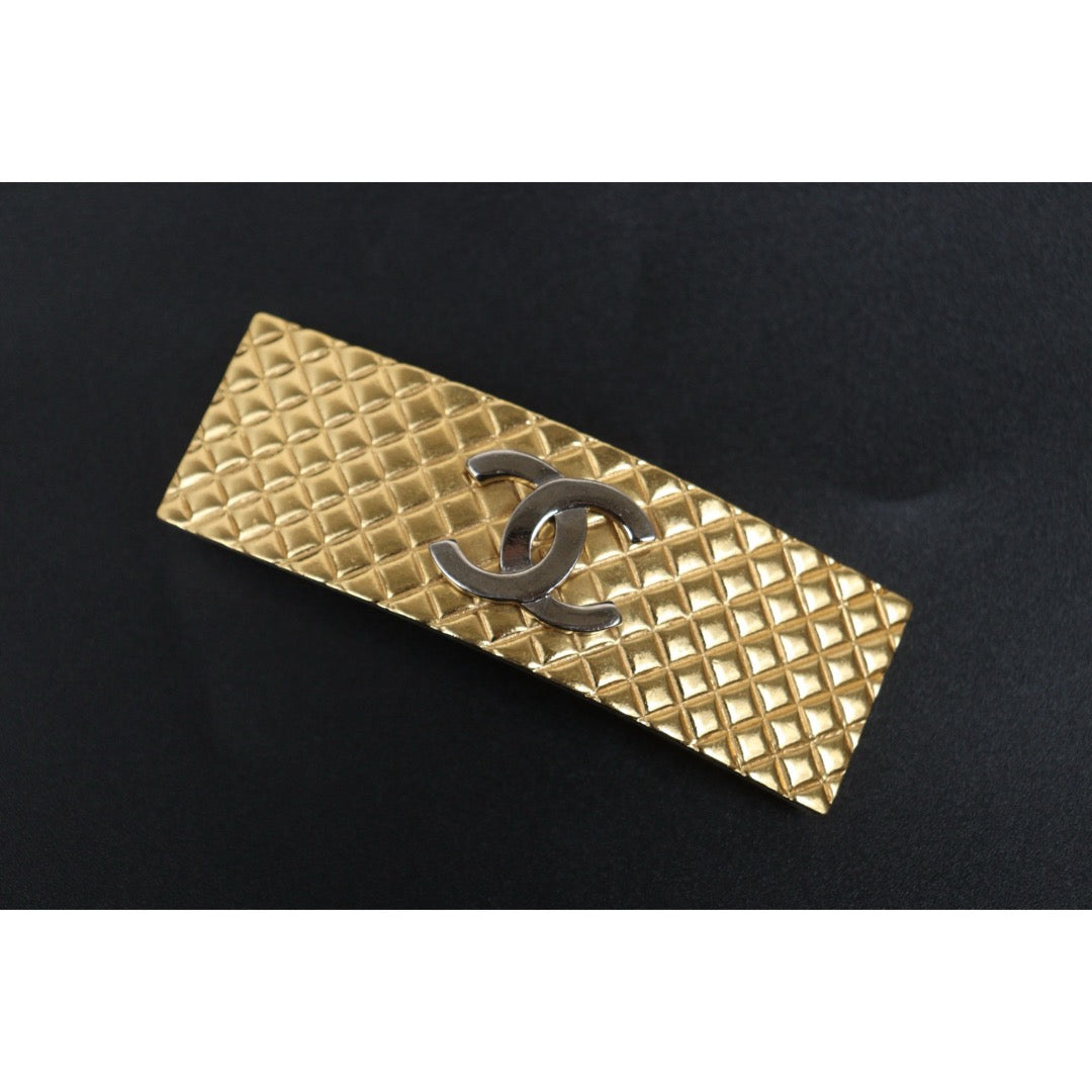 Include Authentic Detective Certificate of Authenticity｜Very Good ( Rank A)｜ CHANEL 98P Coco Mark  Diamond Pattern  Golden Hair Clip｜Y26040708
