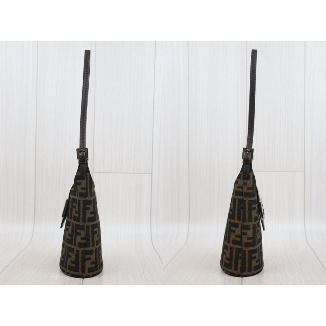 Very Good ( Rank A)｜ FENDI Zucca Mini Potato Case Shoulder Bag ｜25080709