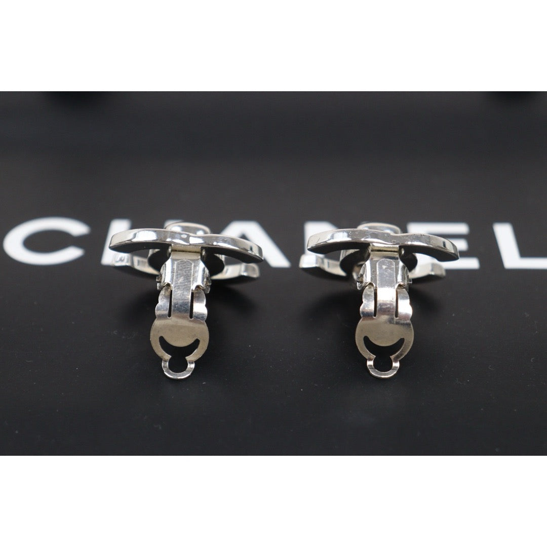 Very Good ( Rank A)｜CHANEL Vintage Silver Earrings Made In 1996 Year ｜V25052512