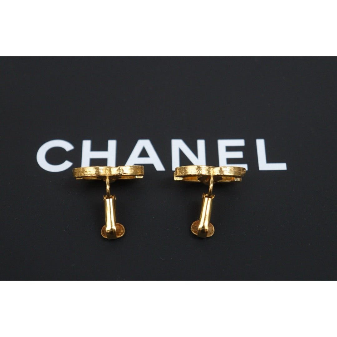 Include Authentic Detective Certificate of Authenticity｜Very Good ( Rank A) ｜ CHANEL  Coco Mark Golden Plated Rhinestone  Earrings ｜26062607