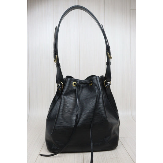 Good ( Rank AB)｜ LV Epi Noe Shoulder Bag Black｜25100604