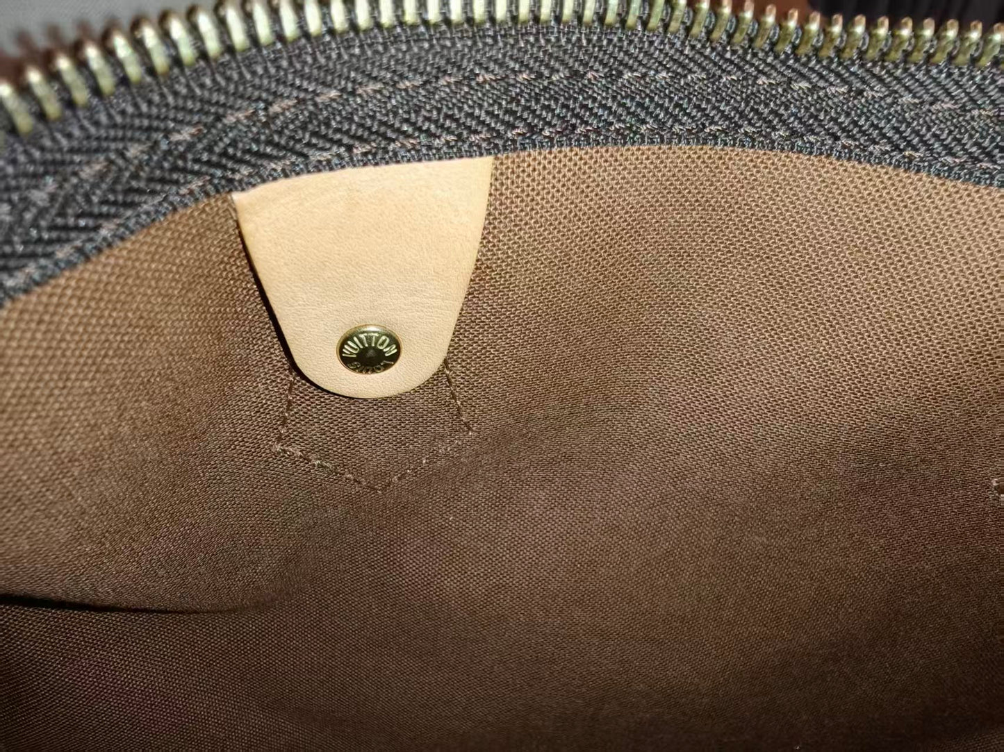 Include Entrupy Certificate of Authenticity｜Very Good (Rank A) ｜ Louis Vuitton Monogram Speedy 30 Hand Bag