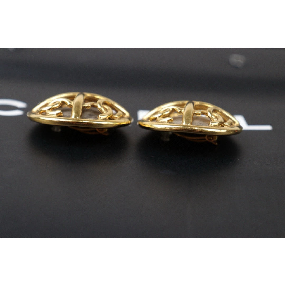 Very Good ( Rank A) ｜CHANEL Coco Mark Gold 24 Plated Earrings ｜Y24080205