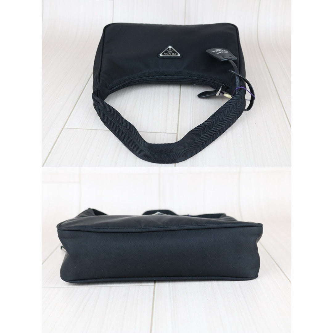 Very Good ( Rank A) ｜ PRADA Re-Edition 2000 HOBO HandBag Black ｜S25082202