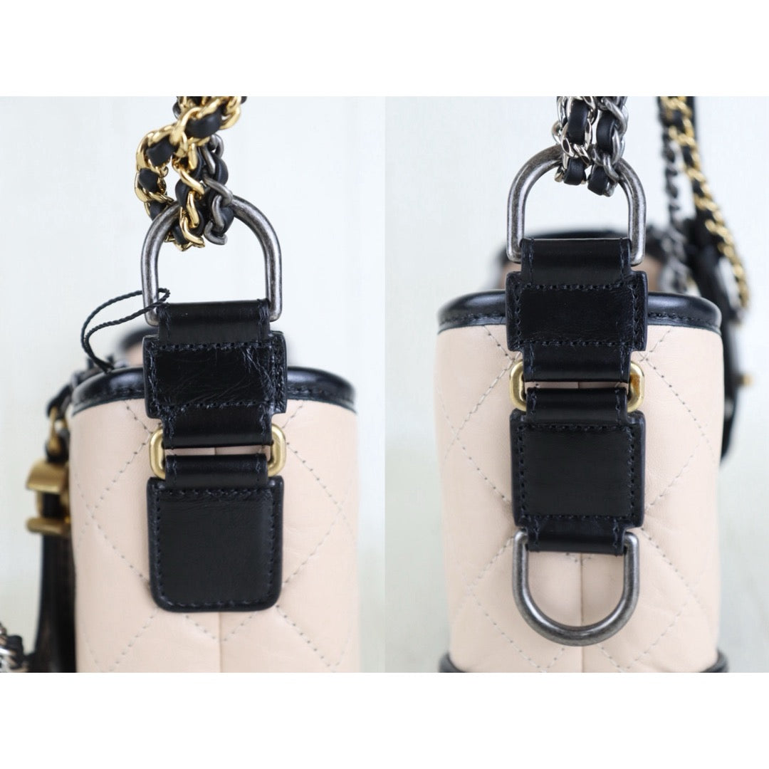 Include Entrupy Certificate of Authenticity｜Excellent（Rank SA） ｜ CHANEL Calf skin Gabrielle Small Shoulder Bag Black and Beige Made In 2019 Year｜Z26101204